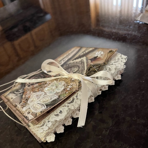 SOLD. Mini journal SOLD - Picture 2 of 12